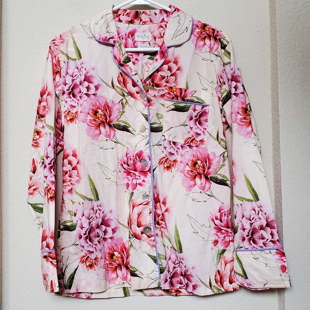 The Lazy Poet Floral Button Front PJ Top.  Size Small